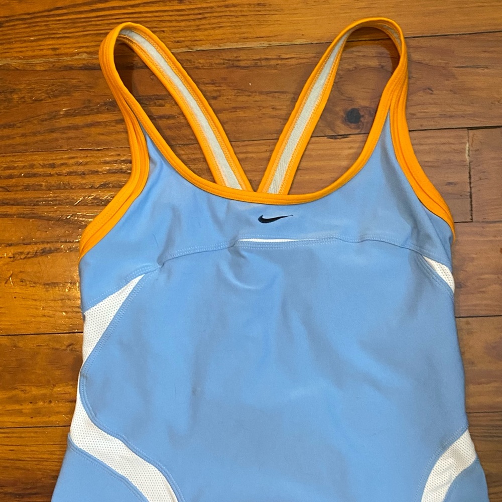 nike dri-fit workout tank top